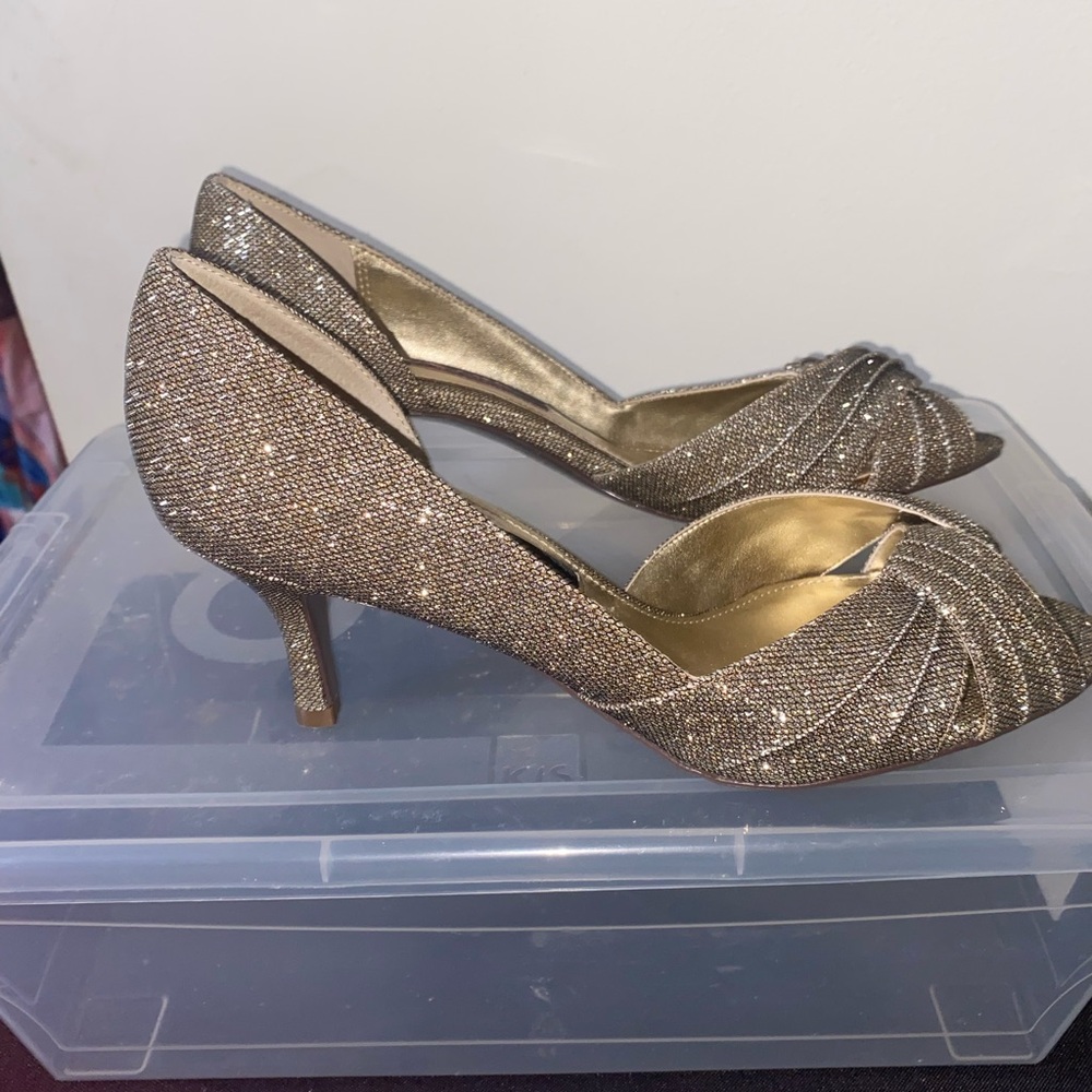 Elegant Gold Women's Heels